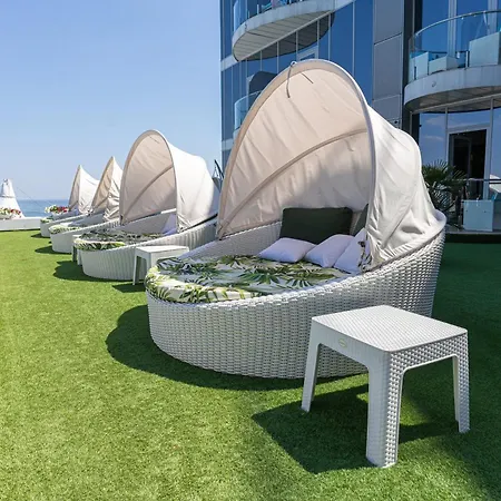 Nemo & Hotel 5*