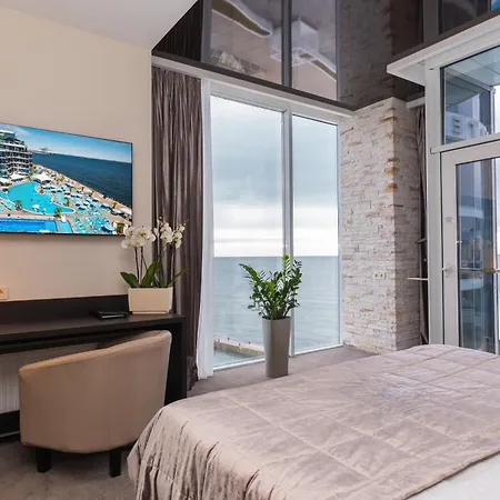 Nemo & Otel