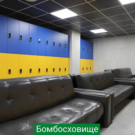 Nemo & Отель Одесса