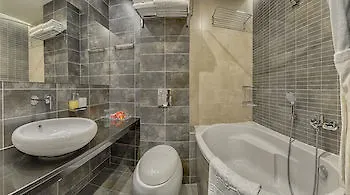 Nemo & Szálloda Odessza